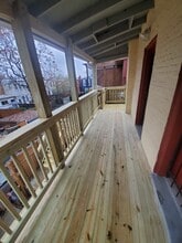 326 14th Place Northeast, Unit #4 in Washington, DC - Building Photo - Building Photo