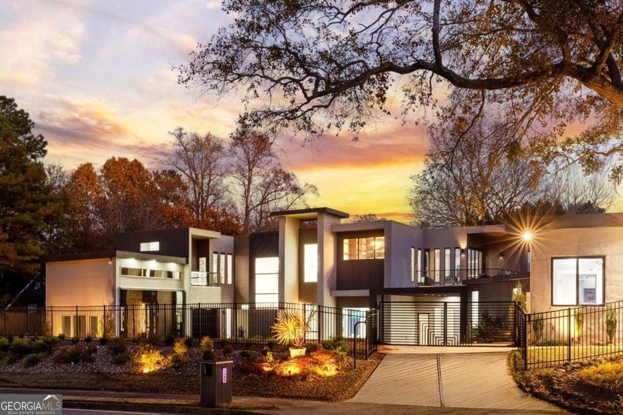 3600 Lower Roswell Rd, Unit 202 in Marietta, GA - Building Photo