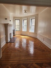 47-12 39th Pl in Queens, NY - Building Photo - Building Photo