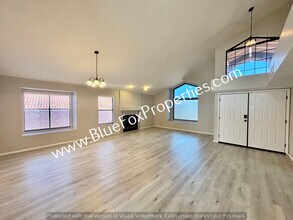 10502 N Autumn Hl Ln in Tucson, AZ - Building Photo - Building Photo