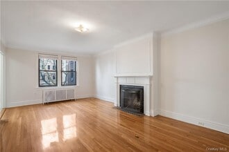 250 Martine Ave in White Plains, NY - Building Photo - Building Photo