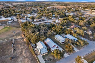 904 Central Blvd in Bertram, TX - Building Photo - Building Photo