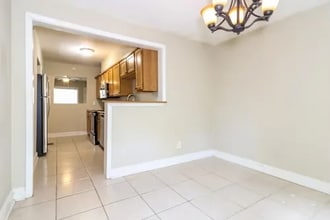 658 Dearborn St SE in Atlanta, GA - Building Photo - Building Photo