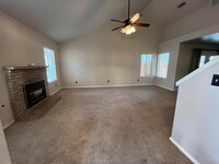 10740 N Windham Bay Cir in Fresno, CA - Building Photo - Building Photo