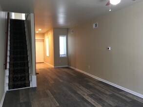 17 E Ashmead St in Philadelphia, PA - Building Photo - Building Photo