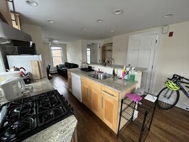 33 Cogswell Ave, Unit #2 in Cambridge, MA - Building Photo - Building Photo