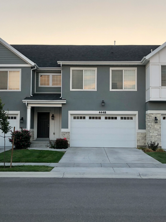 4448 S Stonington Way in Salt Lake City, UT - Foto de edificio