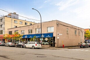 1865-1867 Jean-Talon Rue E in Montréal, QC - Building Photo