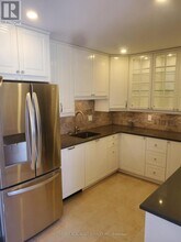 15 Torrey Pines Ct in Ottawa, ON - Building Photo - Building Photo