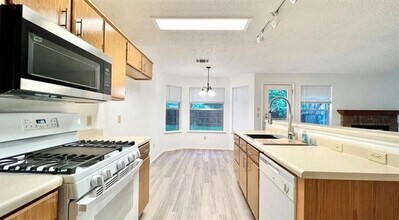 1803 Woodland Dr in Cedar Park, TX - Building Photo - Building Photo