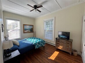 5 Elliot Pl in Newport, RI - Building Photo - Building Photo