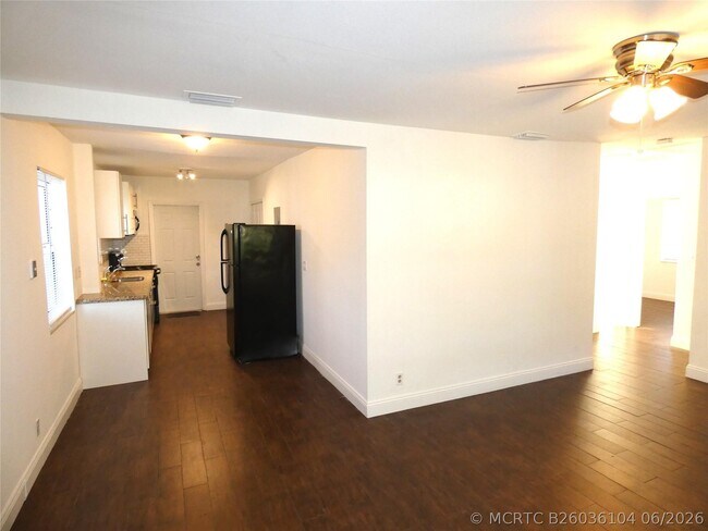 property at 1528 NW 1st Ave