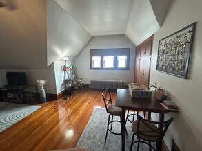 50 Dartmouth St, Unit 3 in Somerville, MA - Building Photo - Building Photo