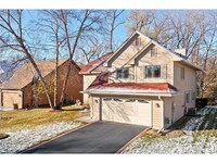 18725 Clear View Dr in Minnetonka, MN - Building Photo - Building Photo