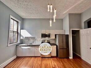 46 Warren St, Unit 1 in New Haven, CT - Building Photo - Building Photo