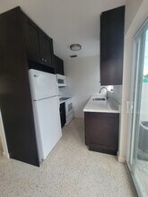 628 W 17th St in Hialeah, FL - Building Photo - Building Photo