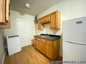 1167 Boylston St in Boston, MA - Building Photo - Building Photo