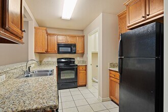 6822 County Rd 1215 in Flint, TX - Building Photo - Building Photo