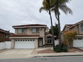 30061 Whitecap in Laguna Niguel, CA - Building Photo