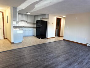 484 Western Ave in Lynn, MA - Building Photo - Building Photo
