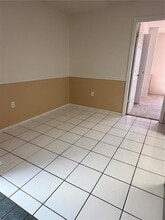 1275 Woodman Way in Orlando, FL - Building Photo - Building Photo