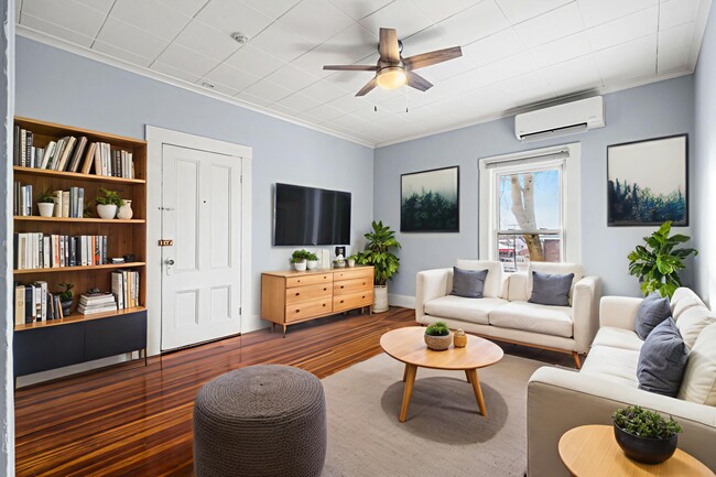 1281 Middlesex St in Lowell, MA - Building Photo - Building Photo