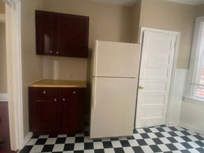 1202 S Wilton St, Unit #2 in Philadelphia, PA - Foto de edificio - Building Photo