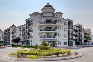 Las Vegas Grand in Las Vegas, NV - Building Photo