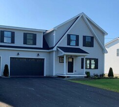 163 Middle Rd in Falmouth, ME - Building Photo - Building Photo