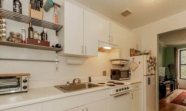210 E 88th St in New York, NY - Building Photo - Building Photo