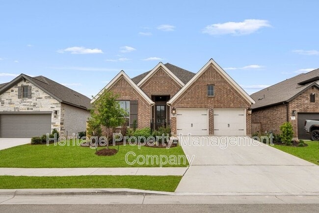 property at 316 Hulda Trl