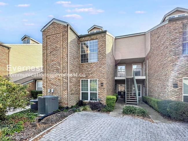 property at 5565 Preston Oaks Rd