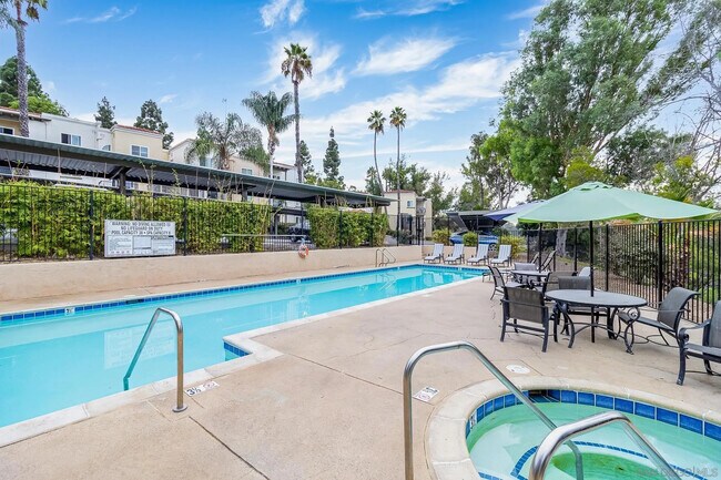 3605 Ash St, Unit 12 in San Diego, CA - Building Photo - Building Photo