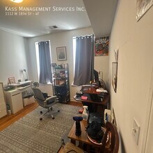 1112 W 18th St in Chicago, IL - Building Photo - Building Photo