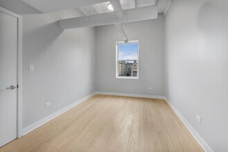 4626 N Ashland Ave, Unit 101 in Chicago, IL - Building Photo - Building Photo