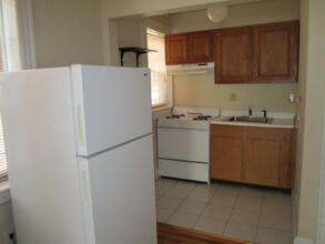 39 Lee St, Unit 3A in Cambridge, MA - Building Photo - Building Photo