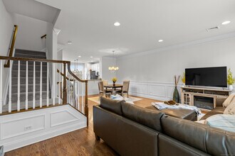 164 Warrington Round in Danbury, CT - Building Photo - Building Photo