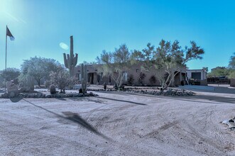 27115 N 44th St in Cave Creek, AZ - Building Photo - Building Photo
