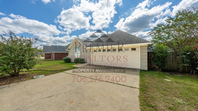 3501 Carrington Pl in Phenix City, AL - Building Photo - Building Photo