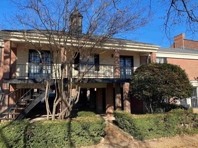 property at 5696 Quince Rd