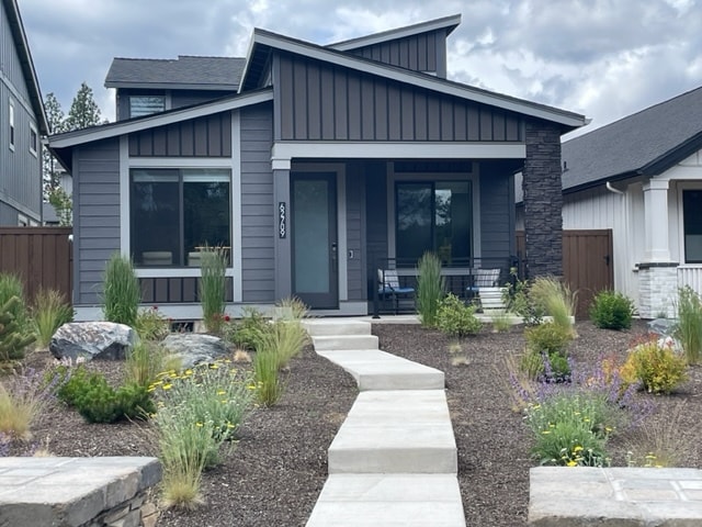 62709 McClain Dr in Bend, OR - Building Photo - Building Photo