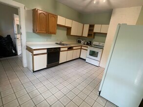 80 Corey Rd, Unit 1 in Boston, MA - Building Photo - Building Photo