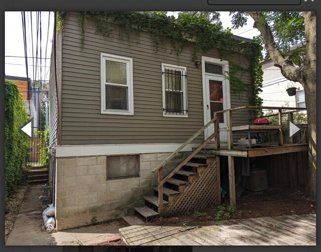 property at 2233 W Armitage Ave