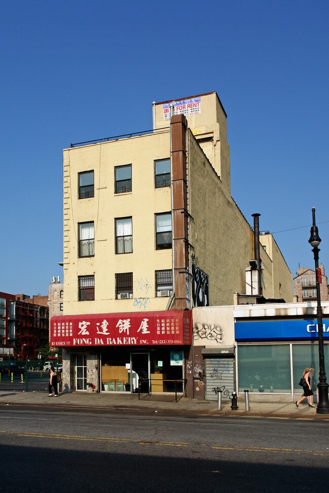 83 Essex St in New York, NY - Building Photo - Building Photo