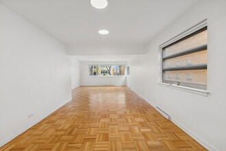 10454 S Claremont Ave in Chicago, IL - Building Photo - Building Photo