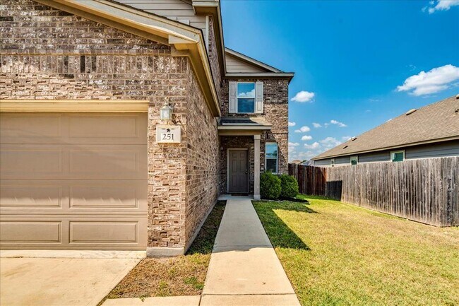 251 New Bridge Dr in Kyle, TX - Building Photo - Building Photo