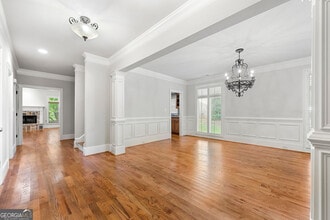 2041 Mendenhall Cir in Atlanta, GA - Building Photo - Building Photo