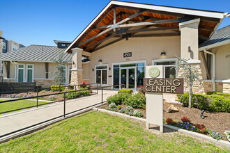 Woodlands at the Preserve in Garland, TX - Building Photo - Building Photo