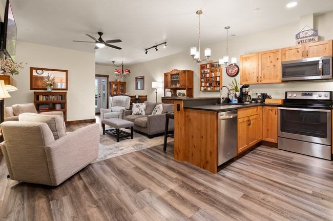 519 Nucleus Ave in Columbia Falls, MT - Building Photo - Building Photo