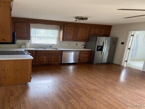 6415 Chenault Way in Mechanicsville, VA - Building Photo - Building Photo